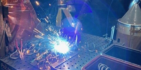 Robotic-welding-1-1-panorama-569d925005524b00d8947184cf4d7c75-5ea9a3de39875